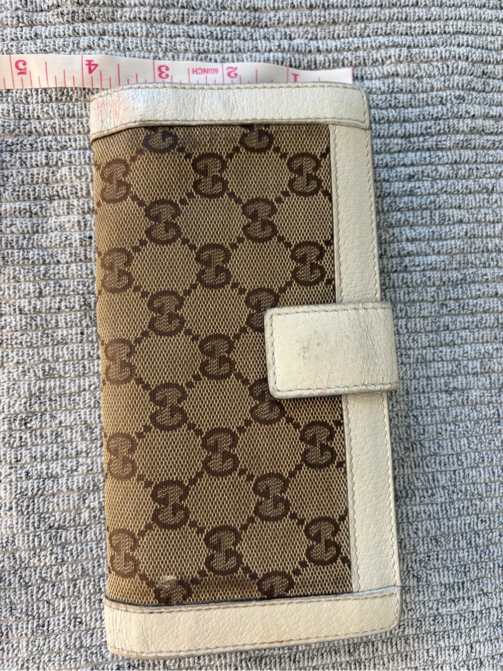 Authentic Gucci Beige GG Canvas Continental Wallet with White Trim - Picture 13 of 13